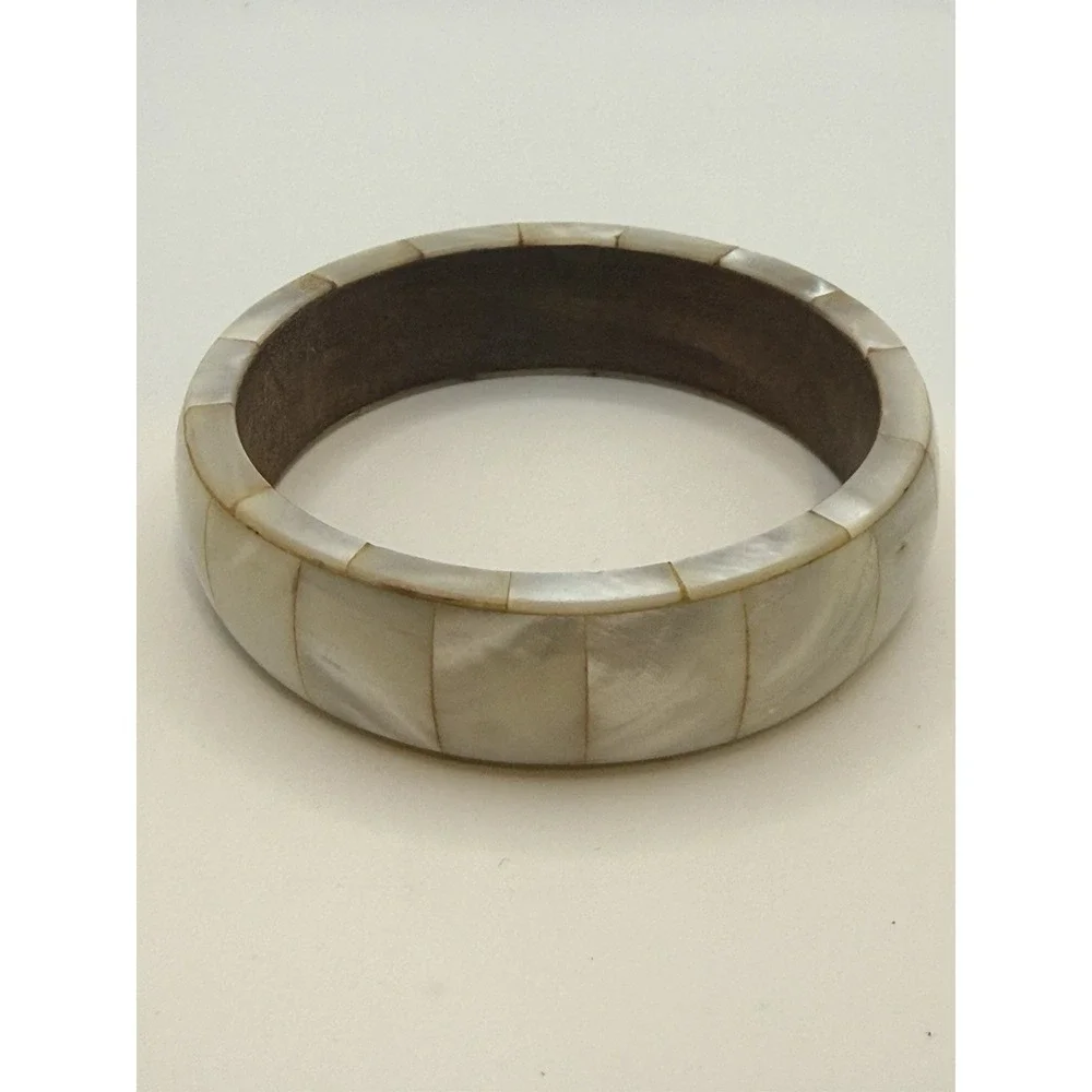 Mother of Pearl Bangle Bracelet Wood Interior Size 8